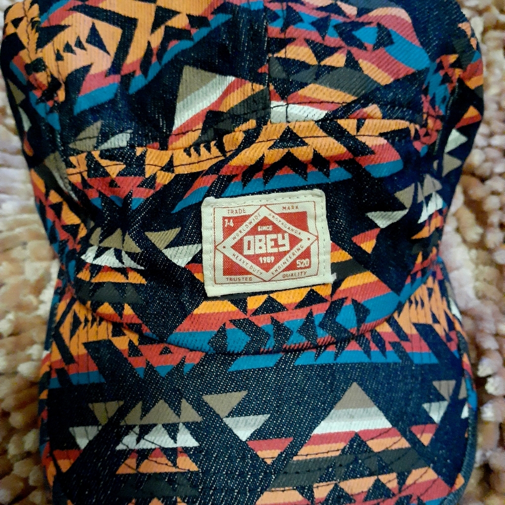 "OBEY" strap back